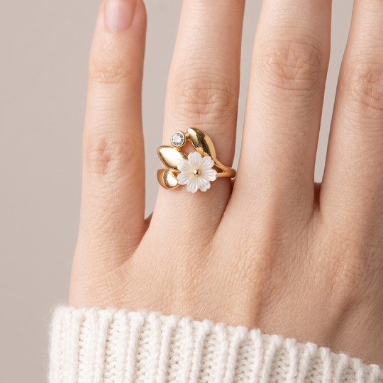 The blossom ring worn on the hand