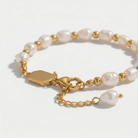 Close detail of the lobster clasp and extension chain
